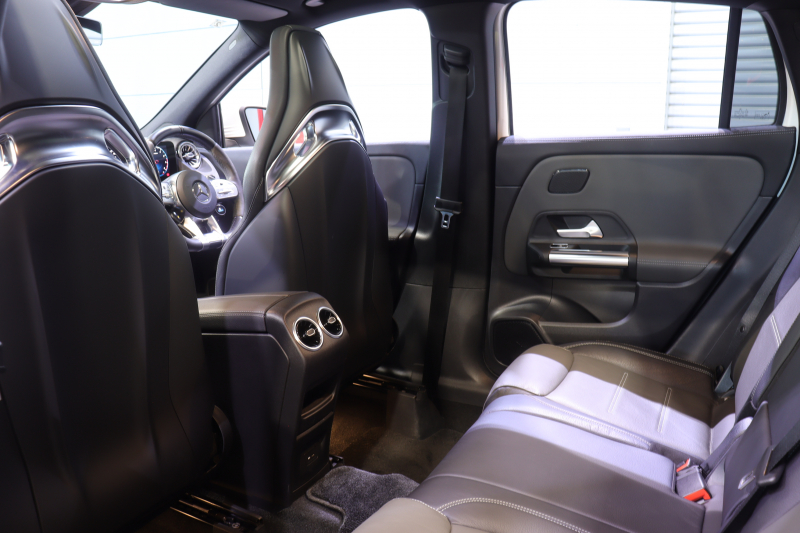 AMG GLA GLA35 4MATIC AMGﾊﾟﾌｫｰﾏﾝｽ&ｱﾄﾞﾊﾞﾝｽﾄ&ﾅﾋﾞｹﾞｰｼｮﾝP ﾚｰﾀﾞｰSP　AMGﾊﾟﾌｫｰﾏﾝｽｼｰﾄ 本革(灰/黒) ﾊﾟﾉﾗﾏｻﾝﾙｰﾌ 10.25ｲﾝﾁﾜｲﾄﾞﾅﾋﾞ ｱﾄﾞﾊﾞﾝｽﾄﾞｻｳﾝﾄﾞ ﾍｯﾄﾞｱｯﾌﾟD 360ｶﾒﾗ ﾌｯﾄﾄﾗﾝｸ ﾏﾙﾁﾋﾞｰﾑLED　2年保証