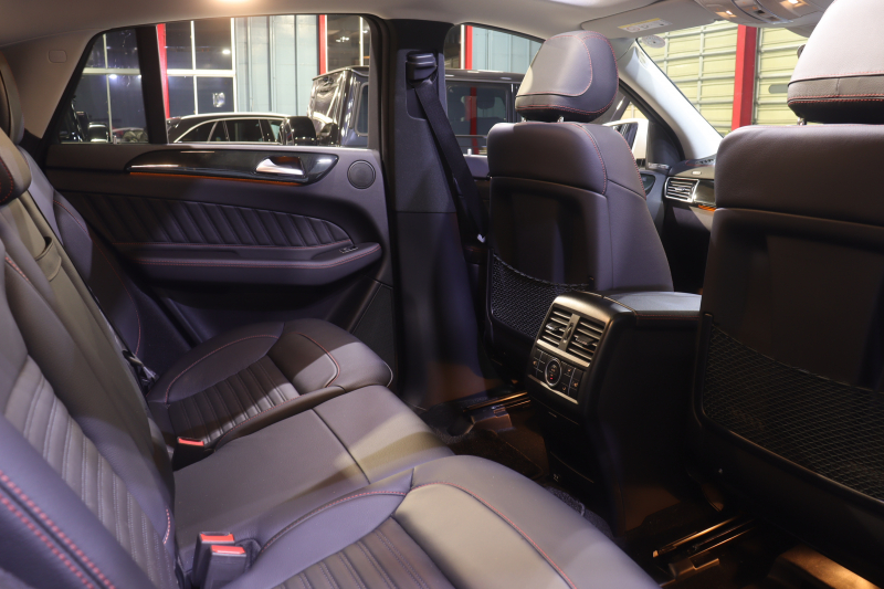 メルセデスベンツ GLE GLE350d 4MATIC ｸｰﾍﾟ ｽﾎﾟｰﾂ ﾚｰﾀﾞｰSP  黒ﾅｯﾊﾟ革 全席ｼｰﾄﾋｰﾀｰ ﾊﾟﾉﾗﾏｻﾝﾙｰﾌ 8ｲﾝﾁﾜｲﾄﾞﾅﾋﾞ ﾌﾙｾｸﾞTV harman/kardonｻｳﾝﾄﾞ CarPlay 360ｶﾒﾗ LEDﾍｯﾄﾞﾗｲﾄ 自動ﾘｱｹﾞｰﾄ AMGｴｱﾛ&21ｲﾝﾁｱﾙﾐ　2年保証