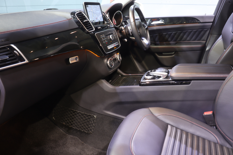 メルセデスベンツ GLE GLE350d 4MATIC ｸｰﾍﾟ ｽﾎﾟｰﾂ ﾚｰﾀﾞｰSP  黒ﾅｯﾊﾟ革 全席ｼｰﾄﾋｰﾀｰ ﾊﾟﾉﾗﾏｻﾝﾙｰﾌ 8ｲﾝﾁﾜｲﾄﾞﾅﾋﾞ ﾌﾙｾｸﾞTV harman/kardonｻｳﾝﾄﾞ CarPlay 360ｶﾒﾗ LEDﾍｯﾄﾞﾗｲﾄ 自動ﾘｱｹﾞｰﾄ AMGｴｱﾛ&21ｲﾝﾁｱﾙﾐ　2年保証