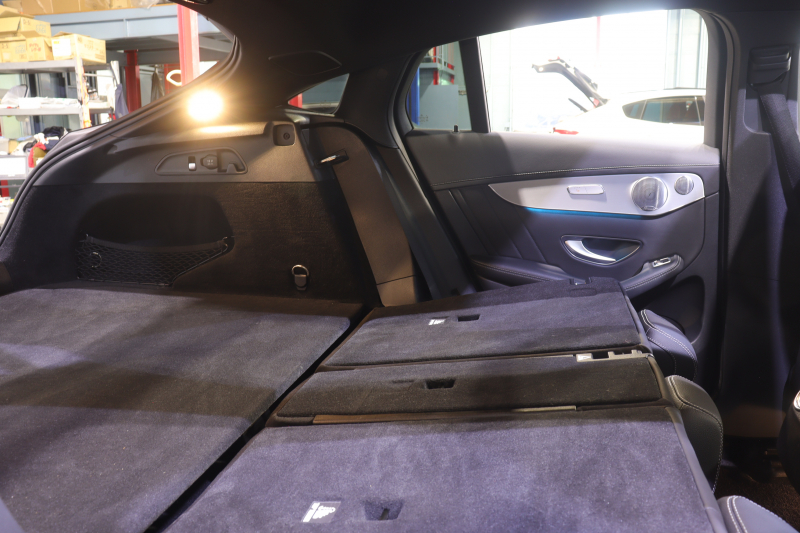 メルセデスベンツ GLCクーペ GLC220d 4MATIC ｸｰﾍﾟ ｽﾎﾟｰﾂ 本革仕様 ﾚｰﾀﾞｰSP　1ｵｰﾅｰ 本革ｽﾎﾟｰﾂｼｰﾄ(ﾌﾞﾗｯｸ) ｻﾝﾙｰﾌ 8.4ｲﾝﾁﾜｲﾄﾞﾅﾋﾞ Burmesterｻｳﾝﾄﾞ ﾌﾙｾｸﾞTV ﾍｯﾄﾞｱｯﾌﾟﾃﾞｨｽﾌﾟﾚｲ LEDﾍｯﾄﾞﾗｲﾄ ｱﾝﾋﾞｴﾝﾄﾗｲﾄ 自動ﾘｱｹﾞｰﾄ AMGｴｱﾛ&19ｲﾝﾁｱﾙﾐ　2年保証