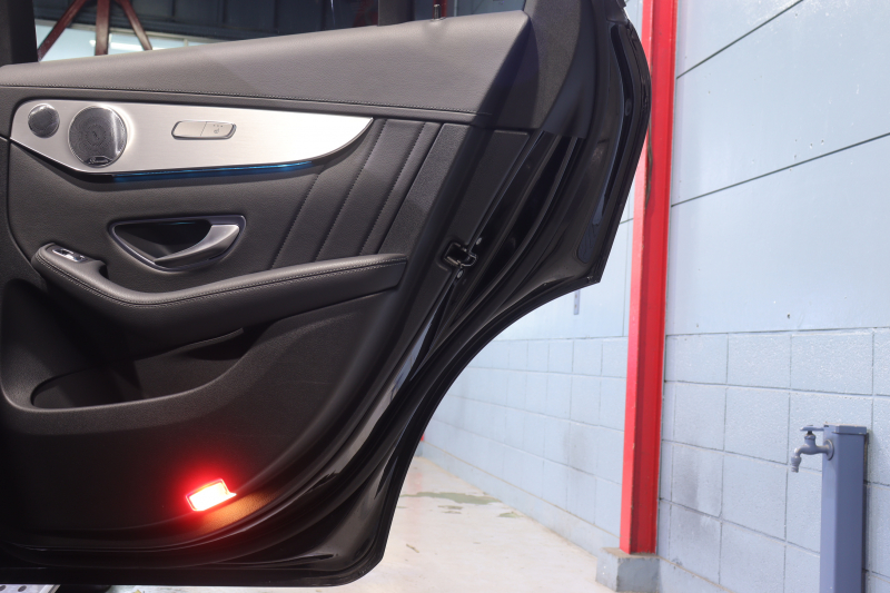 メルセデスベンツ GLCクーペ GLC220d 4MATIC ｸｰﾍﾟ ｽﾎﾟｰﾂ 本革仕様 ﾚｰﾀﾞｰSP　1ｵｰﾅｰ 本革ｽﾎﾟｰﾂｼｰﾄ(ﾌﾞﾗｯｸ) ｻﾝﾙｰﾌ 8.4ｲﾝﾁﾜｲﾄﾞﾅﾋﾞ Burmesterｻｳﾝﾄﾞ ﾌﾙｾｸﾞTV ﾍｯﾄﾞｱｯﾌﾟﾃﾞｨｽﾌﾟﾚｲ LEDﾍｯﾄﾞﾗｲﾄ ｱﾝﾋﾞｴﾝﾄﾗｲﾄ 自動ﾘｱｹﾞｰﾄ AMGｴｱﾛ&19ｲﾝﾁｱﾙﾐ　2年保証