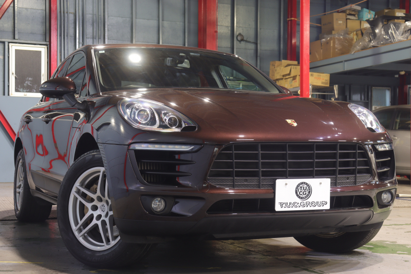 ポルシェ マカン S　MY17 ｴﾝﾄﾘｰﾄﾞﾗｲﾌﾞ 本革ｼｰﾄ(ｱｹﾞｰﾄｸﾞﾚｰ) PCMﾅﾋﾞ 14wayﾒﾓﾘｰ付電動ｼｰﾄ ﾚｰﾝﾃﾞｨﾊﾟｰﾁｬｳｫｰﾆﾝｸﾞ ｽﾎﾟｰﾂﾃｰﾙﾊﾟｲﾌﾟ ﾋﾟｱﾉﾌｨﾆｯｼｭﾌﾞﾗｯｸｲﾝﾃﾘｱ 18ｲﾝﾁﾏｶﾝSﾃﾞｻﾞｲﾝAW　2年保証