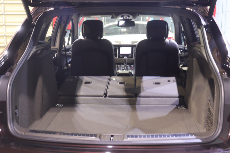 ポルシェ マカン S　MY17 ｴﾝﾄﾘｰﾄﾞﾗｲﾌﾞ 本革ｼｰﾄ(ｱｹﾞｰﾄｸﾞﾚｰ) PCMﾅﾋﾞ 14wayﾒﾓﾘｰ付電動ｼｰﾄ ﾚｰﾝﾃﾞｨﾊﾟｰﾁｬｳｫｰﾆﾝｸﾞ ｽﾎﾟｰﾂﾃｰﾙﾊﾟｲﾌﾟ ﾋﾟｱﾉﾌｨﾆｯｼｭﾌﾞﾗｯｸｲﾝﾃﾘｱ 18ｲﾝﾁﾏｶﾝSﾃﾞｻﾞｲﾝAW　2年保証