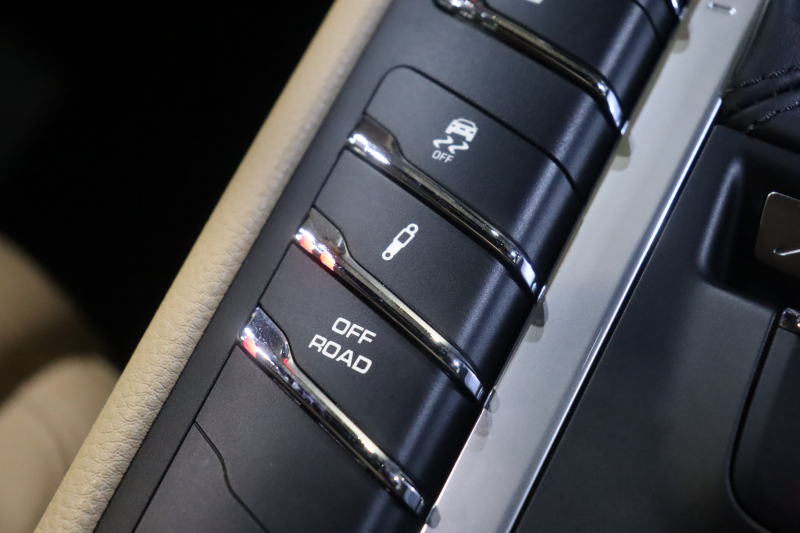 ポルシェ マカン ｽﾎﾟｰﾂｸﾛﾉP　後期ﾓﾃﾞﾙ PASM ｱｸﾃｨﾌﾞｸﾙｺﾝ ﾂｰﾄｰﾝﾚｻﾞｰｲﾝﾃﾘｱ(黒/ﾍﾞｰｼﾞｭ) 10.9ｲﾝﾁPCMﾅﾋﾞ CarPlay 14way電動ｼｰﾄ ﾚｰﾝﾁｪﾝｼﾞｱｼｽﾄ LEDﾍｯﾄﾞﾗｲﾄ ｴﾝﾄﾘｰﾄﾞﾗｲﾌﾞ ｼｰﾄﾋｰﾀｰ 360ｶﾒﾗ 18ｲﾝﾁﾏｶﾝSﾃﾞｻﾞｲﾝAW　2年保証