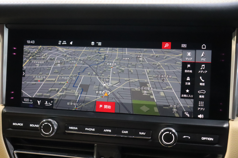 ポルシェ マカン ｽﾎﾟｰﾂｸﾛﾉP　後期ﾓﾃﾞﾙ PASM ｱｸﾃｨﾌﾞｸﾙｺﾝ ﾂｰﾄｰﾝﾚｻﾞｰｲﾝﾃﾘｱ(黒/ﾍﾞｰｼﾞｭ) 10.9ｲﾝﾁPCMﾅﾋﾞ CarPlay 14way電動ｼｰﾄ ﾚｰﾝﾁｪﾝｼﾞｱｼｽﾄ LEDﾍｯﾄﾞﾗｲﾄ ｴﾝﾄﾘｰﾄﾞﾗｲﾌﾞ ｼｰﾄﾋｰﾀｰ 360ｶﾒﾗ 18ｲﾝﾁﾏｶﾝSﾃﾞｻﾞｲﾝAW　2年保証