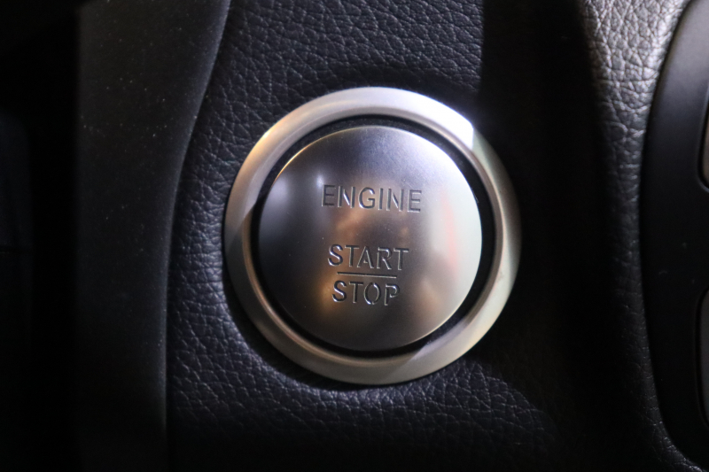 メルセデスベンツ GLC GLC220d 4MATIC ｽﾎﾟｰﾂ ﾚｰﾀﾞｰSP　ﾚｻﾞｰARTICO/DINAMICAｼｰﾄ ｼｰﾄﾋｰﾀｰ 8.4ｲﾝﾁﾜｲﾄﾞﾅﾋﾞ 360ｶﾒﾗ ｱｸﾃｨﾌﾞｸﾙｺﾝ LEDﾍｯﾄﾞﾗｲﾄ ﾍｯﾄﾞｱｯﾌﾟﾃﾞｨｽﾌﾟﾚｲ ｱﾝﾋﾞｴﾝﾄﾗｲﾄ 自動ﾘｱｹﾞｰﾄ ﾌｯﾄﾄﾗﾝｸｵｰﾌﾟﾅｰ  AMGｴｱﾛ&19ｲﾝﾁｱﾙﾐ　2年保証