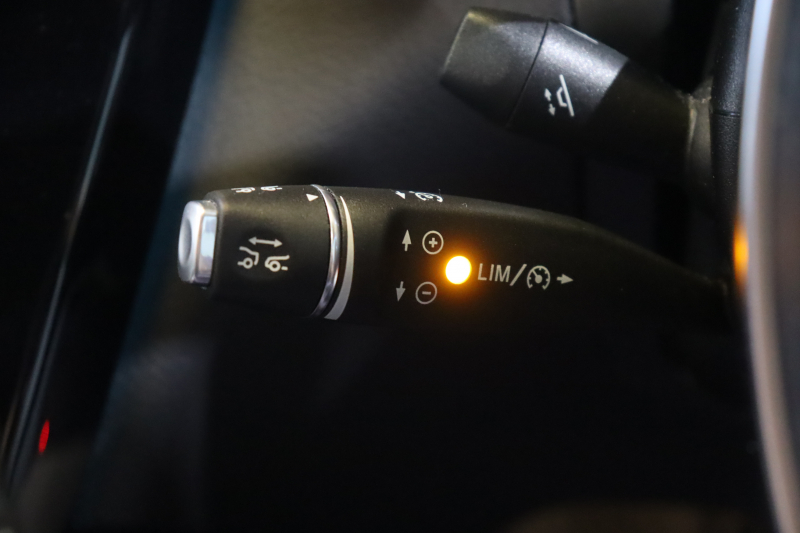 メルセデスベンツ GLC GLC220d 4MATIC ｽﾎﾟｰﾂ ﾚｰﾀﾞｰSP　ﾚｻﾞｰARTICO/DINAMICAｼｰﾄ ｼｰﾄﾋｰﾀｰ 8.4ｲﾝﾁﾜｲﾄﾞﾅﾋﾞ 360ｶﾒﾗ ｱｸﾃｨﾌﾞｸﾙｺﾝ LEDﾍｯﾄﾞﾗｲﾄ ﾍｯﾄﾞｱｯﾌﾟﾃﾞｨｽﾌﾟﾚｲ ｱﾝﾋﾞｴﾝﾄﾗｲﾄ 自動ﾘｱｹﾞｰﾄ ﾌｯﾄﾄﾗﾝｸｵｰﾌﾟﾅｰ  AMGｴｱﾛ&19ｲﾝﾁｱﾙﾐ　2年保証