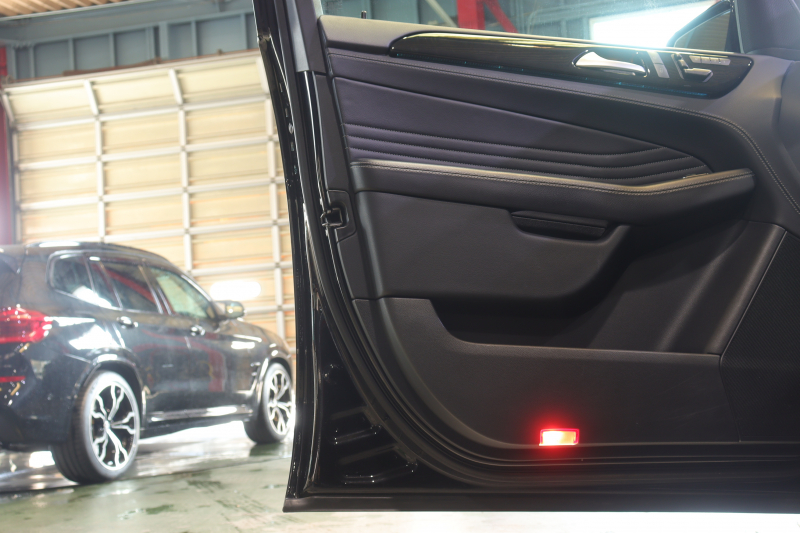 メルセデスベンツ Mクラス ML350 BlueTEC 4MATIC AMGｴｸｽｸﾙｰｼﾌﾞP ﾚｰﾀﾞｰSP　ｷｰﾚｽｺﾞｰ 黒ﾅｯﾊﾟﾚｻﾞｰ ﾊﾟﾉﾗﾏｻﾝﾙｰﾌ 7ｲﾝﾁﾜｲﾄﾞﾅﾋﾞ ｱｸﾃｨﾌﾞｸﾙｺﾝ ﾚｰﾝｷｰﾌﾟ 360ｶﾒﾗ AMGｴｱﾛ&20ｲﾝﾁAW 　2年保証