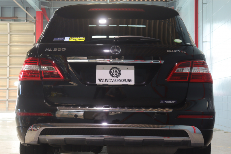 メルセデスベンツ Mクラス ML350 BlueTEC 4MATIC AMGｴｸｽｸﾙｰｼﾌﾞP ﾚｰﾀﾞｰSP　ｷｰﾚｽｺﾞｰ 黒ﾅｯﾊﾟﾚｻﾞｰ ﾊﾟﾉﾗﾏｻﾝﾙｰﾌ 7ｲﾝﾁﾜｲﾄﾞﾅﾋﾞ ｱｸﾃｨﾌﾞｸﾙｺﾝ ﾚｰﾝｷｰﾌﾟ 360ｶﾒﾗ AMGｴｱﾛ&20ｲﾝﾁAW 　2年保証