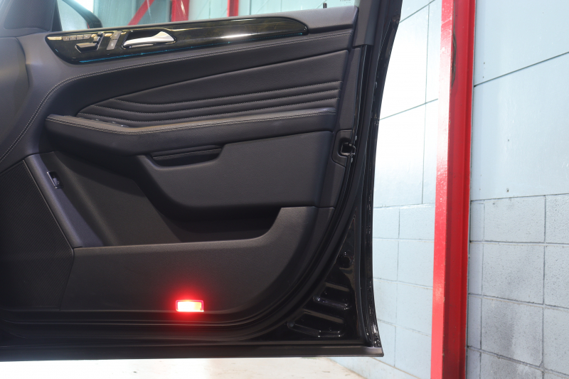 メルセデスベンツ Mクラス ML350 BlueTEC 4MATIC AMGｴｸｽｸﾙｰｼﾌﾞP ﾚｰﾀﾞｰSP　ｷｰﾚｽｺﾞｰ 黒ﾅｯﾊﾟﾚｻﾞｰ ﾊﾟﾉﾗﾏｻﾝﾙｰﾌ 7ｲﾝﾁﾜｲﾄﾞﾅﾋﾞ ｱｸﾃｨﾌﾞｸﾙｺﾝ ﾚｰﾝｷｰﾌﾟ 360ｶﾒﾗ AMGｴｱﾛ&20ｲﾝﾁAW 　2年保証