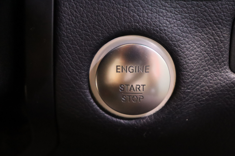 メルセデスベンツ Mクラス ML350 BlueTEC 4MATIC AMGｴｸｽｸﾙｰｼﾌﾞP ﾚｰﾀﾞｰSP　ｷｰﾚｽｺﾞｰ 黒ﾅｯﾊﾟﾚｻﾞｰ ﾊﾟﾉﾗﾏｻﾝﾙｰﾌ 7ｲﾝﾁﾜｲﾄﾞﾅﾋﾞ ｱｸﾃｨﾌﾞｸﾙｺﾝ ﾚｰﾝｷｰﾌﾟ 360ｶﾒﾗ AMGｴｱﾛ&20ｲﾝﾁAW 　2年保証