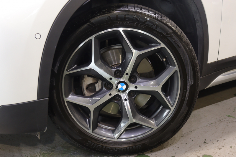 BMW X1 xDrive 18d Xﾗｲﾝ ﾊｲﾗｲﾝ&ｺﾝﾌｫｰﾄP ｱﾄﾞﾊﾞﾝｽﾄﾞｱｸﾃｨﾌﾞSP　中期 1ｵｰﾅｰ ﾀﾞｺﾀﾚｻﾞｰ(ｵｲｽﾀｰ) 第6世代iDriveﾅﾋﾞ ｱｸﾃｨﾌﾞｸﾙｺﾝ ﾍｯﾄﾞｱｯﾌﾟﾃﾞｨｽﾌﾟﾚｲ ｽﾗｲﾃﾞｨﾝｸﾞﾘﾔｼｰﾄ LEDﾍｯﾄﾞﾗｲﾄ 専用ｴｸｽﾃﾘｱ&18ｲﾝﾁｱﾙﾐ　2年保証