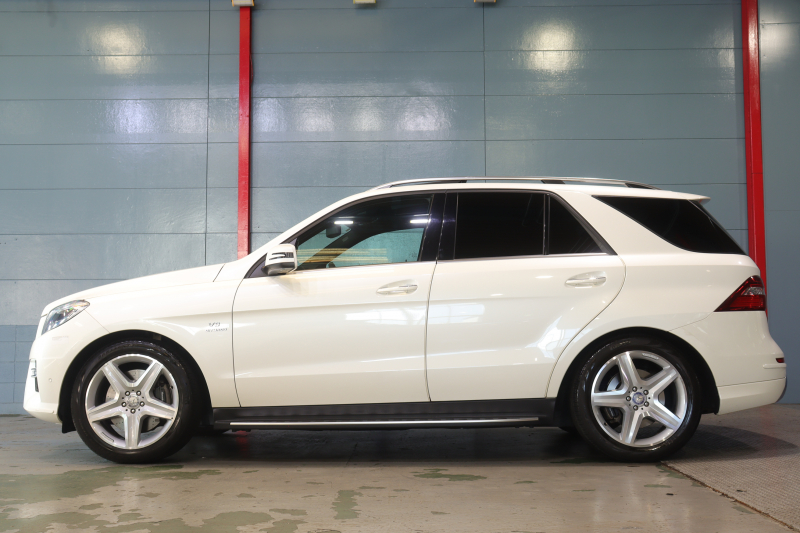 メルセデスベンツ Mクラス ML350 4MATIC AMGｴｸｽｸﾙｰｼﾌﾞP ﾚｰﾀﾞｰSP　1ｵｰﾅｰ ｷｰﾚｽｺﾞｰ 黒ﾅｯﾊﾟﾚｻﾞｰ ﾊﾟﾉﾗﾏｻﾝﾙｰﾌ 7ｲﾝﾁﾜｲﾄﾞﾅﾋﾞ ｱｸﾃｨﾌﾞｸﾙｺﾝ ﾚｰﾝｷｰﾌﾟ 360ｶﾒﾗ AMGｴｱﾛ&20ｲﾝﾁAW 　2年保証