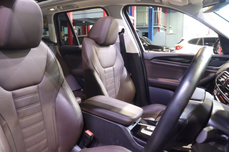 BMW X3 xDrive 20d Xﾗｲﾝ　ﾄﾞﾗｲﾋﾞﾝｸﾞｱｼｽﾄﾌﾟﾗｽ ﾓｶﾚｻﾞｰ 第6世代iDriveﾅﾋﾞ 360ｶﾒﾗ ｱﾀﾞﾌﾟﾃｨﾌﾞLED ｼｰﾄﾋｰﾀｰ ﾍｯﾄﾞｱｯﾌﾟﾃﾞｨｽﾌﾟﾚｲ ﾜｲﾔﾚｽﾁｬｰｼﾞﾝｸﾞ 19ｲﾝﾁYｽﾎﾟｰｸAW　2年保証