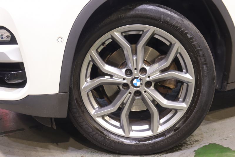 BMW X3 xDrive 20d Xﾗｲﾝ ｾﾚｸﾄP　ﾄﾞﾗｲﾋﾞﾝｸﾞｱｼｽﾄﾌﾟﾗｽ 黒本革 ﾊﾟﾉﾗﾏｻﾝﾙｰﾌ 第6世代iDriveﾅﾋﾞ harman/kardonｻｳﾝﾄﾞ 360ｶﾒﾗ ｺﾝﾌｫｰﾄｱｸｾｽ ｱﾀﾞﾌﾟﾃｨﾌﾞLED 専用ｴｸｽﾃﾘｱ 19ｲﾝﾁYｽﾎﾟｰｸAW　2年保証