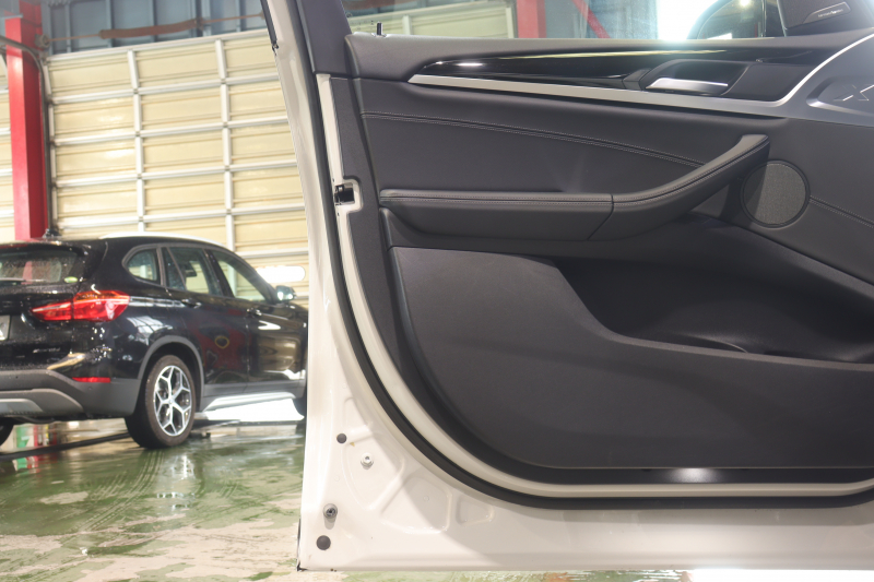 BMW X3 xDrive 20d Xﾗｲﾝ ｾﾚｸﾄP　ﾄﾞﾗｲﾋﾞﾝｸﾞｱｼｽﾄﾌﾟﾗｽ 黒本革 ﾊﾟﾉﾗﾏｻﾝﾙｰﾌ 第6世代iDriveﾅﾋﾞ harman/kardonｻｳﾝﾄﾞ 360ｶﾒﾗ ｺﾝﾌｫｰﾄｱｸｾｽ ｱﾀﾞﾌﾟﾃｨﾌﾞLED 専用ｴｸｽﾃﾘｱ 19ｲﾝﾁYｽﾎﾟｰｸAW　2年保証