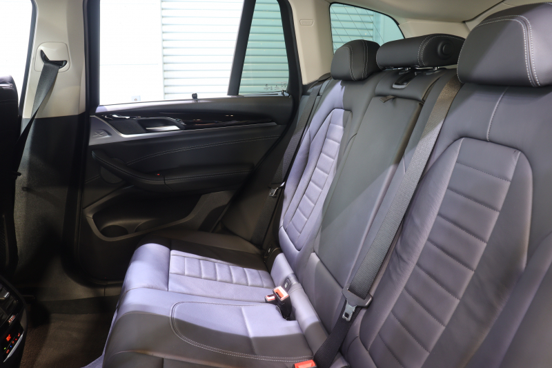 BMW X3 xDrive 20d Xﾗｲﾝ ｾﾚｸﾄP　ﾄﾞﾗｲﾋﾞﾝｸﾞｱｼｽﾄﾌﾟﾗｽ 黒本革 ﾊﾟﾉﾗﾏｻﾝﾙｰﾌ 第6世代iDriveﾅﾋﾞ harman/kardonｻｳﾝﾄﾞ 360ｶﾒﾗ ｺﾝﾌｫｰﾄｱｸｾｽ ｱﾀﾞﾌﾟﾃｨﾌﾞLED 専用ｴｸｽﾃﾘｱ 19ｲﾝﾁYｽﾎﾟｰｸAW　2年保証