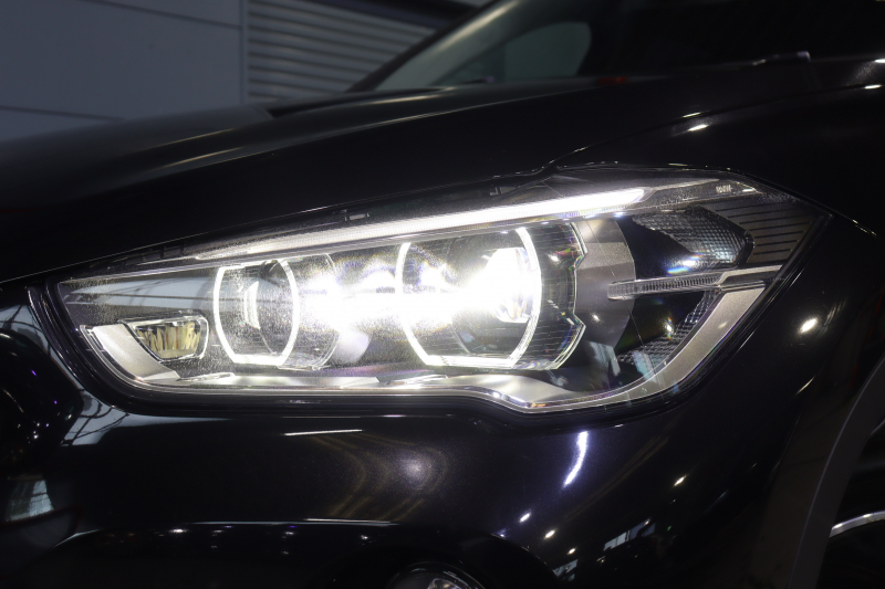BMW X1 xDrive 18d Xﾗｲﾝ ﾊｲﾗｲﾝ&ｺﾝﾌｫｰﾄP ｱﾄﾞﾊﾞﾝｽﾄﾞｱｸﾃｨﾌﾞSP　中期 ﾀﾞｺﾀﾚｻﾞｰ(ﾌﾞﾗｯｸ) 第6世代iDriveﾅﾋ ｱｸﾃｨﾌﾞｸﾙｺﾝ ﾍｯﾄﾞｱｯﾌﾟﾃﾞｨｽﾌﾟﾚｲ ｽﾗｲﾃﾞｨﾝｸﾞﾘﾔｼｰﾄ LEDﾍｯﾄﾞﾗｲﾄ 専用ｴｸｽﾃﾘｱ&OP19ｲﾝﾁｱﾙﾐ　2年保証