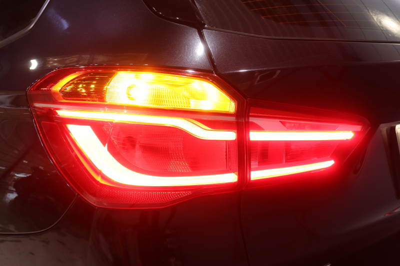 BMW X1 xDrive 18d Xﾗｲﾝ ﾊｲﾗｲﾝ&ｺﾝﾌｫｰﾄP ｱﾄﾞﾊﾞﾝｽﾄﾞｱｸﾃｨﾌﾞSP　中期 ﾀﾞｺﾀﾚｻﾞｰ(ﾌﾞﾗｯｸ) 第6世代iDriveﾅﾋ ｱｸﾃｨﾌﾞｸﾙｺﾝ ﾍｯﾄﾞｱｯﾌﾟﾃﾞｨｽﾌﾟﾚｲ ｽﾗｲﾃﾞｨﾝｸﾞﾘﾔｼｰﾄ LEDﾍｯﾄﾞﾗｲﾄ 専用ｴｸｽﾃﾘｱ&OP19ｲﾝﾁｱﾙﾐ　2年保証