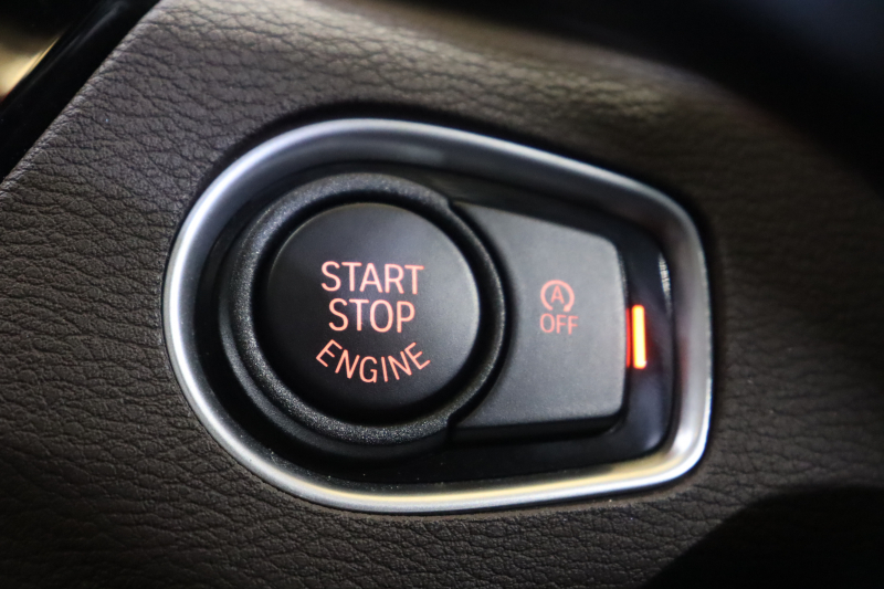 BMW X1 xDrive 18d Xﾗｲﾝ ﾊｲﾗｲﾝ&ｺﾝﾌｫｰﾄP ｱﾄﾞﾊﾞﾝｽﾄﾞｱｸﾃｨﾌﾞSP　中期 ﾀﾞｺﾀﾚｻﾞｰ(ﾓｶ) 第6世代iDriveﾅﾋ ｱｸﾃｨﾌﾞｸﾙｺﾝ ﾍｯﾄﾞｱｯﾌﾟﾃﾞｨｽﾌﾟﾚｲ ｽﾗｲﾃﾞｨﾝｸﾞﾘﾔｼｰﾄ LEDﾍｯﾄﾞﾗｲﾄ 専用ｴｸｽﾃﾘｱ&OP19ｲﾝﾁｱﾙﾐ　2年保証