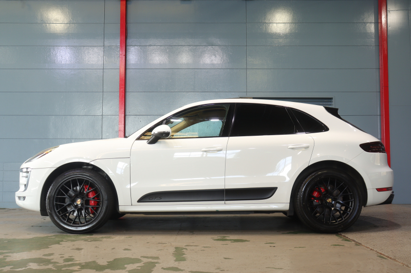 ポルシェ マカン GTS ｽﾎﾟｰﾂｸﾛﾉP　 PASM ｴﾝﾄﾘｰﾄﾞﾗｲﾌﾞ ﾍﾞｰｼﾞｭ半革 ﾊﾟﾉﾗﾏｻﾝﾙｰﾌ PCMﾅﾋﾞ BOSEｻｳﾝﾄﾞ PDLSﾌﾟﾗｽLEDﾍｯﾄﾞｲﾗｲﾄ ｽﾎﾟｰﾂｴｸﾞｿﾞｰｽﾄ ﾚｰﾝﾃﾞｨﾊﾟｰﾁｬｳｫｰﾆﾝｸﾞ ｽﾎﾟｰﾂ+ﾓｰﾄﾞ ｸﾛﾉﾒｰﾀｰ 20ｲﾝﾁRSｽﾊﾟｲﾀﾞｰAW 　2年保証