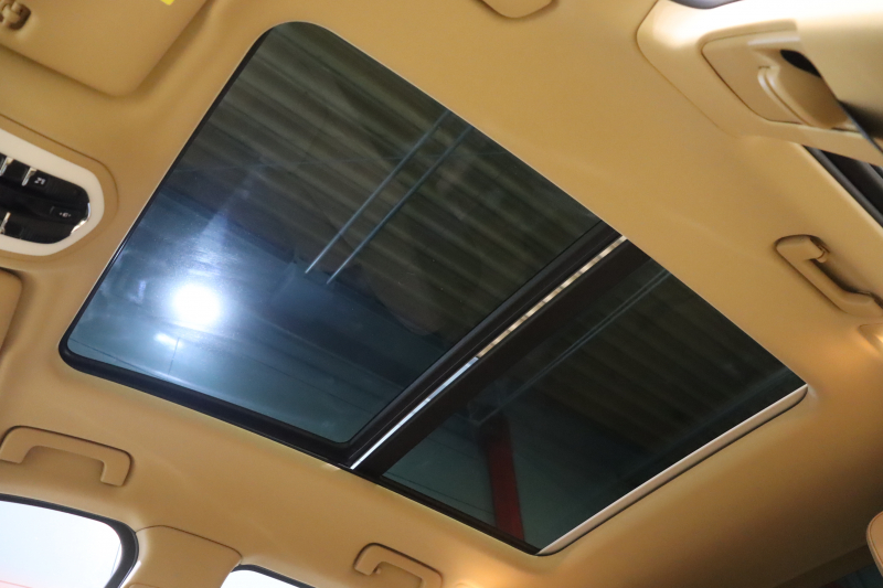 ポルシェ マカン GTS ｽﾎﾟｰﾂｸﾛﾉP　 PASM ｴﾝﾄﾘｰﾄﾞﾗｲﾌﾞ ﾍﾞｰｼﾞｭ半革 ﾊﾟﾉﾗﾏｻﾝﾙｰﾌ PCMﾅﾋﾞ BOSEｻｳﾝﾄﾞ PDLSﾌﾟﾗｽLEDﾍｯﾄﾞｲﾗｲﾄ ｽﾎﾟｰﾂｴｸﾞｿﾞｰｽﾄ ﾚｰﾝﾃﾞｨﾊﾟｰﾁｬｳｫｰﾆﾝｸﾞ ｽﾎﾟｰﾂ+ﾓｰﾄﾞ ｸﾛﾉﾒｰﾀｰ 20ｲﾝﾁRSｽﾊﾟｲﾀﾞｰAW 　2年保証