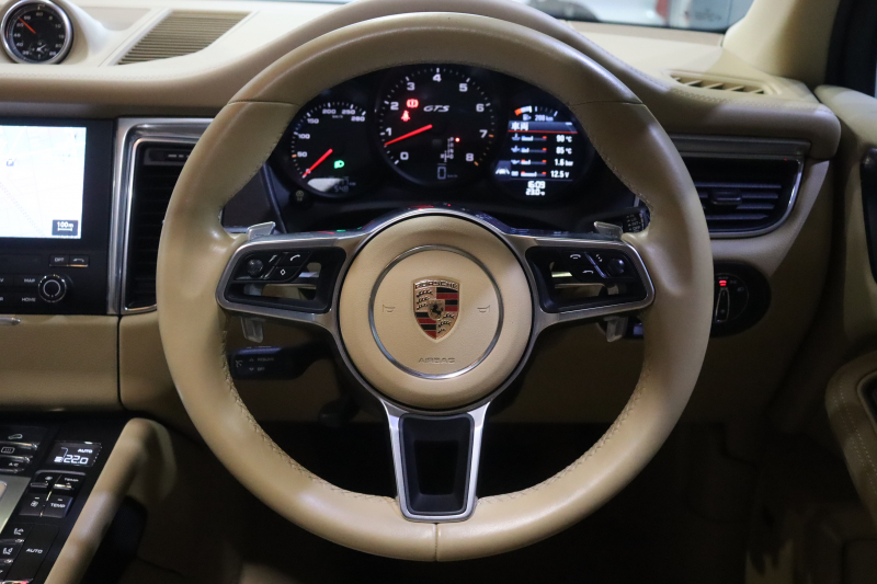 ポルシェ マカン GTS ｽﾎﾟｰﾂｸﾛﾉP　 PASM ｴﾝﾄﾘｰﾄﾞﾗｲﾌﾞ ﾍﾞｰｼﾞｭ半革 ﾊﾟﾉﾗﾏｻﾝﾙｰﾌ PCMﾅﾋﾞ BOSEｻｳﾝﾄﾞ PDLSﾌﾟﾗｽLEDﾍｯﾄﾞｲﾗｲﾄ ｽﾎﾟｰﾂｴｸﾞｿﾞｰｽﾄ ﾚｰﾝﾃﾞｨﾊﾟｰﾁｬｳｫｰﾆﾝｸﾞ ｽﾎﾟｰﾂ+ﾓｰﾄﾞ ｸﾛﾉﾒｰﾀｰ 20ｲﾝﾁRSｽﾊﾟｲﾀﾞｰAW 　2年保証