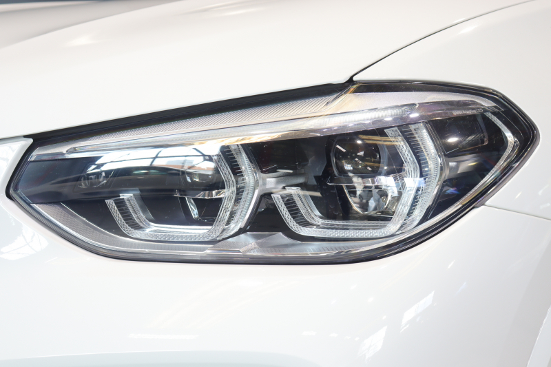 BMW X3 M40i ﾊｲﾗｲﾝP　1ｵｰﾅｰ ﾄﾞﾗｲﾋﾞﾝｸﾞｱｼｽﾄﾌﾟﾗｽ ACC ﾌﾞﾗｯｸﾚｻﾞｰ 第7世代iDriveﾅﾋﾞ harman/kardon ﾍｯﾄﾞｱｯﾌﾟﾃﾞｨｽﾌﾟﾚｲ ｱﾀﾞﾌﾟﾃｨﾌﾞLED ｱﾝﾋﾞｴﾝﾄﾗｲﾄ 専用ｴｸｽﾃﾘｱ&21ｲﾝﾁﾀﾞﾌﾞﾙｽﾎﾟｰｸAW　2年保証