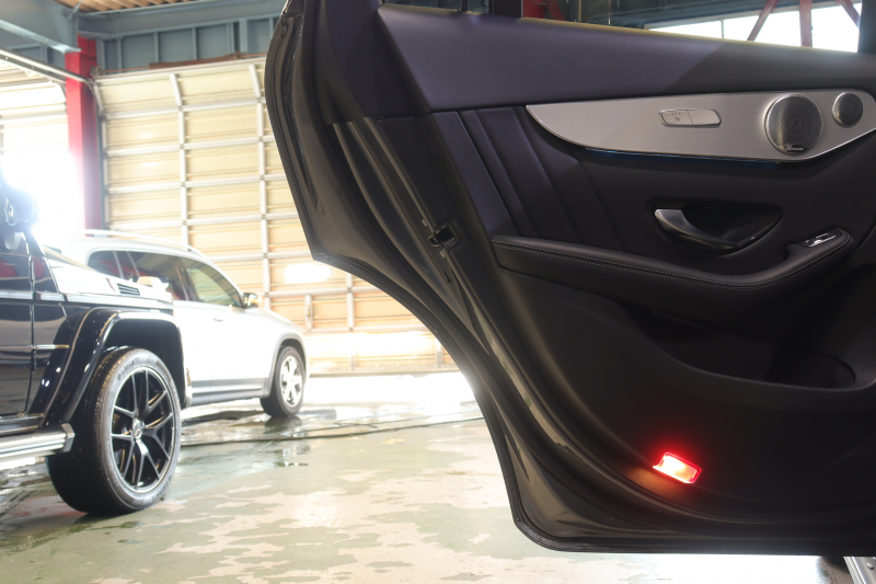 メルセデスベンツ GLC GLC220d 4MATIC ｽﾎﾟｰﾂ 本革仕様 ﾚｰﾀﾞｰSP　本革ｽﾎﾟｰﾂｼｰﾄ(ﾌﾞﾗｯｸ) ﾊﾟﾉﾗﾏｻﾝﾙｰﾌ 8.4ｲﾝﾁﾜｲﾄﾞﾅﾋﾞ Burmesterｻｳﾝﾄﾞ ﾌﾙｾｸﾞTV ﾍｯﾄﾞｱｯﾌﾟﾃﾞｨｽﾌﾟﾚｲ LEDﾍｯﾄﾞﾗｲﾄ ｱﾝﾋﾞｴﾝﾄﾗｲﾄ 自動ﾘｱｹﾞｰﾄ AMGｴｱﾛ&19ｲﾝﾁｱﾙﾐ　2年保証