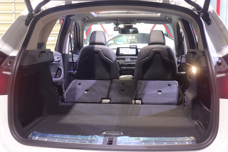 BMW X1 xDrive 20i Xﾗｲﾝ ｾﾚｸﾄ&ﾊｲﾗｲﾝ&ｺﾝﾌｫｰﾄP ｱﾄﾞﾊﾞﾝｽﾄﾞｱｸﾃｨﾌﾞSP　1ｵｰﾅｰ 後期 ﾀﾞｺﾀﾚｻﾞｰ(ﾌﾞﾗｯｸ) ﾊﾟﾉﾗﾏｻﾝﾙｰﾌ 第6世代iDriveﾅﾋﾞ HiFiｽﾋﾟｰｶｰ ｱｸﾃｨﾌﾞｸﾙｺﾝ ﾍｯﾄﾞｱｯﾌﾟﾃﾞｨｽﾌﾟﾚｲ 専用ｴｸｽﾃﾘｱ 有償色　2年保証