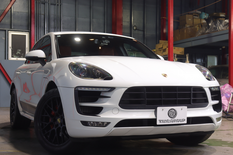 ポルシェ マカン GTS ｽﾎﾟｰﾂｸﾛﾉP　1ｵｰﾅｰ PASM ﾂｰﾄﾝﾚｻﾞｰｲﾝﾃﾘｱ(ﾚｯﾄﾞ/ﾌﾞﾗｯｸ) PCMﾅﾋﾞ CarPlay ﾊﾞｯｸｶﾒﾗ ｼｰﾄﾋｰﾀｰ ﾚｰﾝﾃﾞｨﾊﾟｰﾁｬｳｫｰﾆﾝｸﾞ ｷｾﾉﾝ 20ｲﾝﾁRSｽﾊﾟｲﾀﾞｰAW ｶﾗｰｸﾚｽﾄ　2年保証