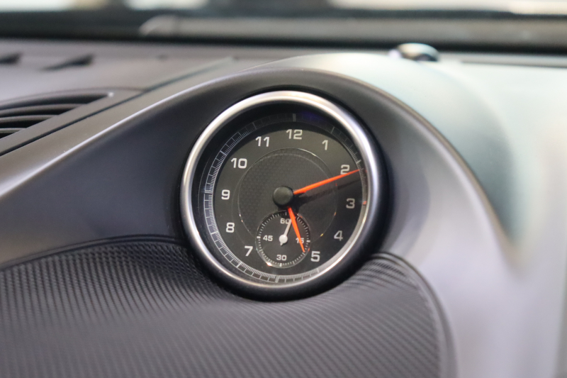 ポルシェ カイエン ﾌﾟﾗﾁﾅｴﾃﾞｨｼｮﾝ　別仕様車 後期ﾓﾃﾞﾙ MY17 ｱｸﾃｨﾌﾞｸﾙｺﾝ ﾚｰﾝﾁｪﾝｼﾞ ﾂｰﾄﾝﾚｻﾞｰｲﾝﾃﾘｱ(ﾚｯﾄﾞ/ﾌﾞﾗｯｸ) 赤革ｼｰﾄ 14way電動ｼｰﾄ ﾊﾟﾉﾗﾏｻﾝﾙｰﾌ PCMﾅﾋﾞ BOSEｻｳﾝﾄﾞ CarPlay 20ｲﾝﾁRSｽﾊﾟｲﾀﾞｰAW　2年保証