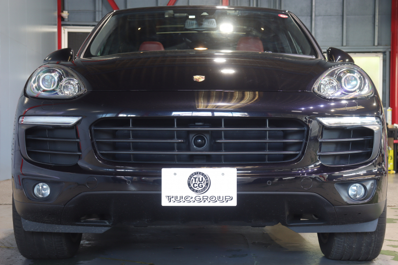 ポルシェ カイエン ﾌﾟﾗﾁﾅｴﾃﾞｨｼｮﾝ　別仕様車 後期ﾓﾃﾞﾙ MY17 ｱｸﾃｨﾌﾞｸﾙｺﾝ ﾚｰﾝﾁｪﾝｼﾞ ﾂｰﾄﾝﾚｻﾞｰｲﾝﾃﾘｱ(ﾚｯﾄﾞ/ﾌﾞﾗｯｸ) 赤革ｼｰﾄ 14way電動ｼｰﾄ ﾊﾟﾉﾗﾏｻﾝﾙｰﾌ PCMﾅﾋﾞ BOSEｻｳﾝﾄﾞ CarPlay 20ｲﾝﾁRSｽﾊﾟｲﾀﾞｰAW　2年保証