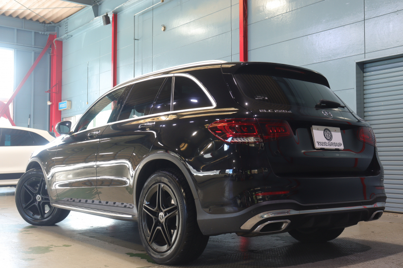 メルセデスベンツ GLC GLC220d 4MATIC AMGﾗｲﾝ ﾚｻﾞｰｴｸｽｸﾙｰｼﾌﾞP ﾚｰﾀﾞｰSP　黒本革 ﾘﾗｸｾﾞｰｼｮﾝ ﾊﾟﾉﾗﾏｻﾝﾙｰﾌ 10.25ｲﾝﾁﾜｲﾄﾞﾅﾋﾞ 12.3ｲﾝﾁｺｸﾋﾟｯﾄﾃﾞｨｽﾌﾟﾚｲ Burmester ｱｸﾃｨﾌﾞｸﾙｺﾝ ﾏﾙﾁﾋﾞｰﾑLED ﾍｯﾄﾞｱｯﾌﾟﾃﾞｨｽﾌﾟﾚｲ　2年保証