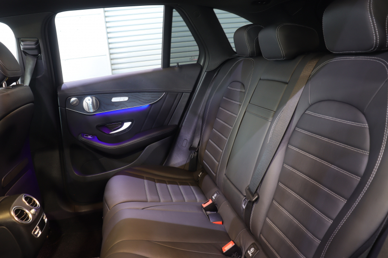 メルセデスベンツ GLC GLC220d 4MATIC AMGﾗｲﾝ ﾚｻﾞｰｴｸｽｸﾙｰｼﾌﾞP ﾚｰﾀﾞｰSP　黒本革 ﾘﾗｸｾﾞｰｼｮﾝ ﾊﾟﾉﾗﾏｻﾝﾙｰﾌ 10.25ｲﾝﾁﾜｲﾄﾞﾅﾋﾞ 12.3ｲﾝﾁｺｸﾋﾟｯﾄﾃﾞｨｽﾌﾟﾚｲ Burmester ｱｸﾃｨﾌﾞｸﾙｺﾝ ﾏﾙﾁﾋﾞｰﾑLED ﾍｯﾄﾞｱｯﾌﾟﾃﾞｨｽﾌﾟﾚｲ　2年保証