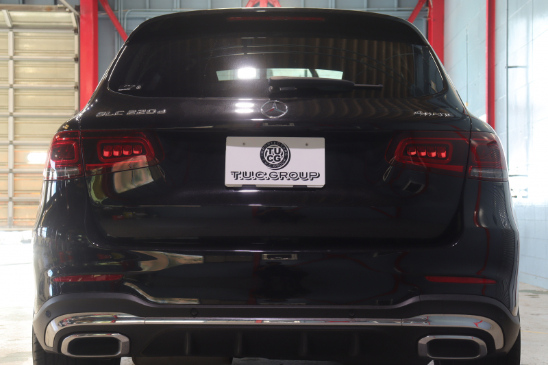 メルセデスベンツ GLC GLC220d 4MATIC AMGﾗｲﾝ ﾚｻﾞｰｴｸｽｸﾙｰｼﾌﾞP ﾚｰﾀﾞｰSP　黒本革 ﾘﾗｸｾﾞｰｼｮﾝ ﾊﾟﾉﾗﾏｻﾝﾙｰﾌ 10.25ｲﾝﾁﾜｲﾄﾞﾅﾋﾞ 12.3ｲﾝﾁｺｸﾋﾟｯﾄﾃﾞｨｽﾌﾟﾚｲ Burmester ｱｸﾃｨﾌﾞｸﾙｺﾝ ﾏﾙﾁﾋﾞｰﾑLED ﾍｯﾄﾞｱｯﾌﾟﾃﾞｨｽﾌﾟﾚｲ　2年保証