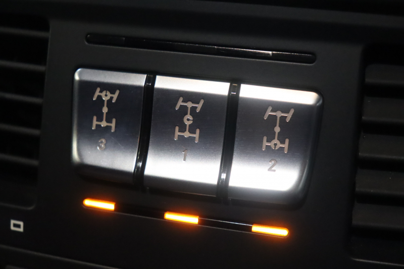 メルセデスベンツ Gクラス G350ﾌﾞﾙｰﾃｯｸ ﾗｸﾞｼﾞｭｱﾘｰPKG　ACC 本革(ﾌﾞﾗｳﾝ) ｻﾝﾙｰﾌ ｱﾝﾄﾞﾛｲﾄﾞﾅﾋﾞ ﾌﾙｾｸﾞTV harman/kardonｻｳﾝﾄﾞ ﾊﾞｯｸｶﾒﾗ 前後席ｼｰﾄﾋｰﾀｰ 純正18ｲﾝﾁAW　2年保証