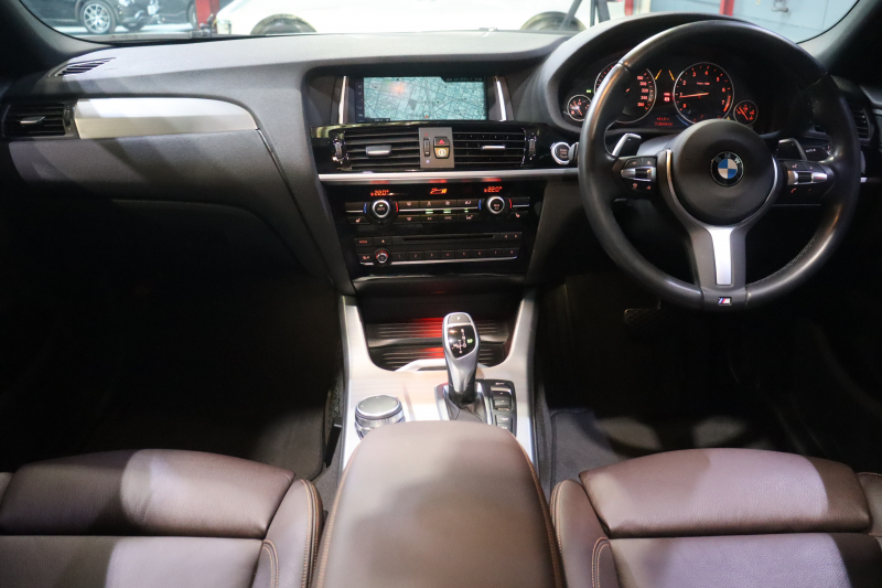 BMW X4 xDrive 28i Mｽﾎﾟｰﾂ　1ｵｰﾅｰ ﾄﾞﾗｲﾋﾞﾝｸﾞｱｼｽﾄﾌﾟﾗｽ ｱｸﾃｨﾌﾞｸﾙｺﾝ ﾓｶﾚｻﾞｰ ｻﾝﾙｰﾌ 第5世代iDriveﾅﾋﾞ HiFiｻｳﾝﾄﾞ ﾌﾙｾｸﾞTV 360ｶﾒﾗ Mｽﾎﾟｰﾂｴｱﾛ&19ｲﾝﾁAW　2年保証
