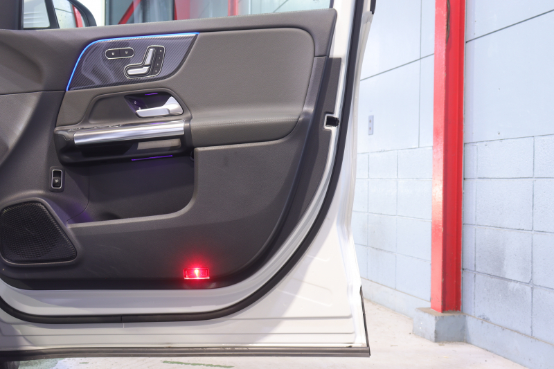 AMG GLA GLA45S 4MATIC+ AMGﾊﾟﾌｫｰﾏﾝｽ&ｱﾄﾞﾊﾞﾝｽﾄP ﾅﾋﾞｹﾞｰｼｮﾝP ﾚｰﾀﾞｰSP　AMGﾊﾟﾌｫｰﾏﾝｽｼｰﾄ 本革(灰/黒)ﾍﾞﾝﾁﾚｰﾀｰ ﾊﾟﾉﾗﾏｻﾝﾙｰﾌ 10.25ｲﾝﾁﾜｲﾄﾞﾅﾋﾞ ｱﾄﾞﾊﾞﾝｽﾄﾞｻｳﾝﾄﾞ ﾍｯﾄﾞｱｯﾌﾟD 360ｶﾒﾗ ﾌｯﾄﾄﾗﾝｸ ﾏﾙﾁﾋﾞｰﾑLED　2年保証