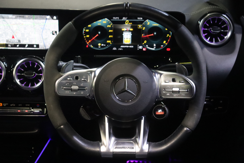 AMG GLA GLA45S 4MATIC+ AMGﾊﾟﾌｫｰﾏﾝｽ&ｱﾄﾞﾊﾞﾝｽﾄP ﾅﾋﾞｹﾞｰｼｮﾝP ﾚｰﾀﾞｰSP　AMGﾊﾟﾌｫｰﾏﾝｽｼｰﾄ 本革(灰/黒)ﾍﾞﾝﾁﾚｰﾀｰ ﾊﾟﾉﾗﾏｻﾝﾙｰﾌ 10.25ｲﾝﾁﾜｲﾄﾞﾅﾋﾞ ｱﾄﾞﾊﾞﾝｽﾄﾞｻｳﾝﾄﾞ ﾍｯﾄﾞｱｯﾌﾟD 360ｶﾒﾗ ﾌｯﾄﾄﾗﾝｸ ﾏﾙﾁﾋﾞｰﾑLED　2年保証