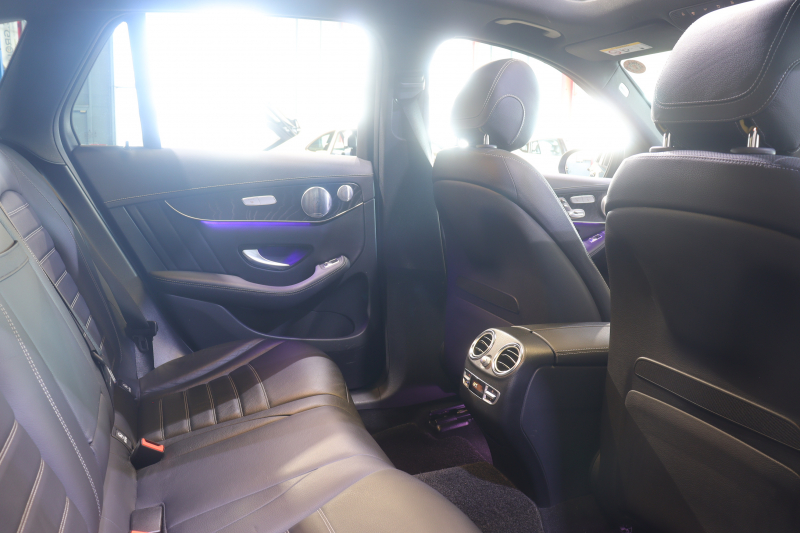 AMG GLC GLC43 4MATIC ﾚｻﾞｰｴｸｽｸﾙｼﾌﾞP ﾚｰﾀﾞｰSP　後期ﾓﾃﾞﾙ 黒本革 ﾊﾟﾉﾗﾏｻﾝﾙｰﾌ 10.25ｲﾝﾁﾜｲﾄﾞﾅﾋﾞ Burmesterｻｳﾝﾄﾞ ﾍｯﾄﾞｱｯﾌﾟD ｴｱﾊﾞﾗﾝｽP 360ｶﾒﾗ AMGｴｱﾛ&20ｲﾝﾁ5ﾂｲﾝｽﾎﾟｰｸAW　2年保証