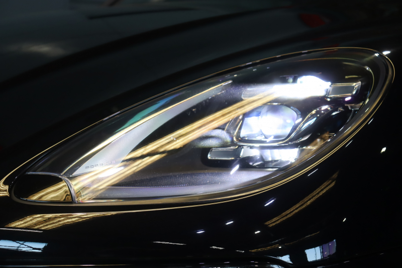 ポルシェ マカン GTS　1ｵｰﾅｰ MY17 PASM ﾂｰﾄﾝﾚｻﾞｰｲﾝﾃﾘｱ(ﾌﾞﾗｯｸ/ﾚｯﾄﾞ) ﾊﾟﾉﾗﾏｻﾝﾙｰﾌ PCMﾅﾋﾞ ﾚｰﾝﾁｪﾝｼﾞｱｼｽﾄ ｽﾎﾟｰﾂｴｸﾞｿﾞｰｽﾄ LEDﾍｯﾄﾞﾗｲﾄ ｴﾝﾄﾘｰﾄﾞﾗｲﾌﾞ 21ｲﾝﾁ911ﾀｰﾎﾞAW　2年保証