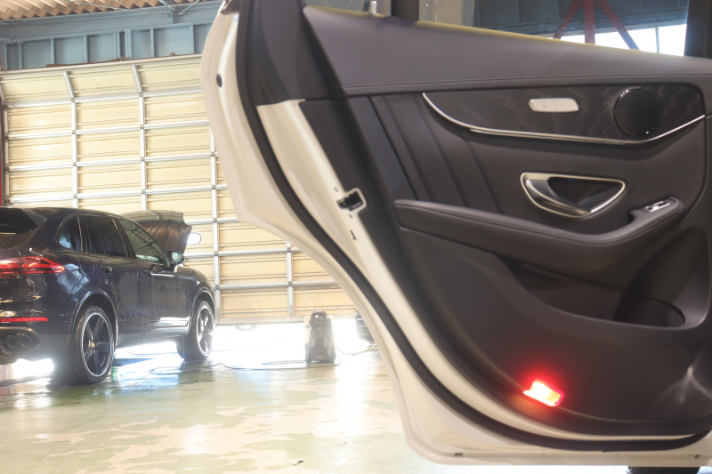 メルセデスベンツ GLC GLC250 4MATIC ｽﾎﾟｰﾂ ﾚｰﾀﾞｰSP　ﾚｻﾞｰARTICO/DINAMICAｼｰﾄ ｼｰﾄﾋｰﾀｰ 8.4ｲﾝﾁﾜｲﾄﾞﾅﾋﾞ 360ｶﾒﾗ ｱｸﾃｨﾌﾞｸﾙｺﾝ ﾍｯﾄﾞｱｯﾌﾟﾃﾞｨｽﾌﾟﾚｲ LEDﾍｯﾄﾞﾗｲﾄ ｱﾝﾋﾞｴﾝﾄﾗｲﾄ 自動ﾘｱｹﾞｰﾄ ﾌｯﾄﾄﾗﾝｸｵｰﾌﾟﾅｰ AMGｴｱﾛ&19ｲﾝﾁｱﾙﾐ　2年保証
