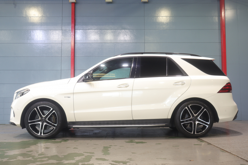 AMG GLE GLE43 4MATIC ﾚｰﾀﾞｰ SP　黒ﾅｯﾊﾟﾚｻﾞｰｼｰﾄ ﾊﾟﾉﾗﾏｻﾝﾙｰﾌ 8ｲﾝﾁﾜｲﾄﾞﾅﾋﾞ CarPlay harman/kardonｻｳﾝﾄﾞ 360ｶﾒﾗ ｷｰﾚｽｺﾞｰ LEDﾍｯﾄﾞﾗｲﾄ AMGｴｱﾛ&21ｲﾝﾁAW 　2年保証
