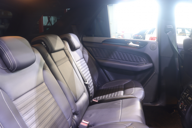 AMG GLE GLE43 4MATIC ﾚｰﾀﾞｰ SP　黒ﾅｯﾊﾟﾚｻﾞｰｼｰﾄ ﾊﾟﾉﾗﾏｻﾝﾙｰﾌ 8ｲﾝﾁﾜｲﾄﾞﾅﾋﾞ CarPlay harman/kardonｻｳﾝﾄﾞ 360ｶﾒﾗ ｷｰﾚｽｺﾞｰ LEDﾍｯﾄﾞﾗｲﾄ AMGｴｱﾛ&21ｲﾝﾁAW 　2年保証