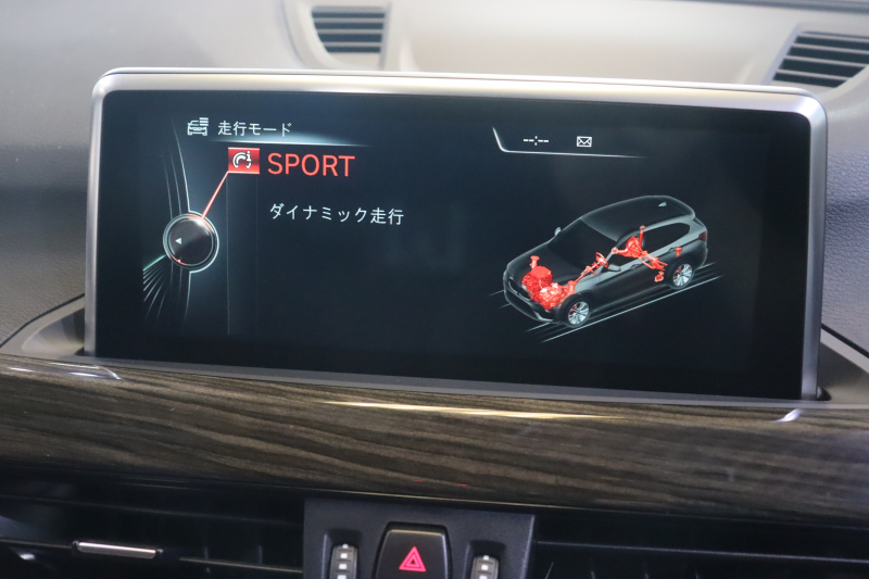 BMW X1 X1 xDrive 18d Xﾗｲﾝ　ﾄﾞﾗｲﾋﾞﾝｸﾞｱｼｽﾄﾌﾟﾗｽ ﾓｶﾚｻﾞｰ 純正ﾅﾋﾞ ﾍｯﾄﾞｱｯﾌﾟﾃﾞｨｽﾌﾟﾚｲ ｱｸﾃｨﾌﾞｸﾙｺﾝ LEDﾍｯﾄﾞﾗｲﾄ ｱﾝﾋﾞｴﾝﾄﾗｲﾄ 専用ｴｸｽﾃﾘｱ ｳｯﾄﾞｲﾝﾃﾘｱﾄﾘﾑ OP19ｲﾝﾁAW 有償色　2年保証