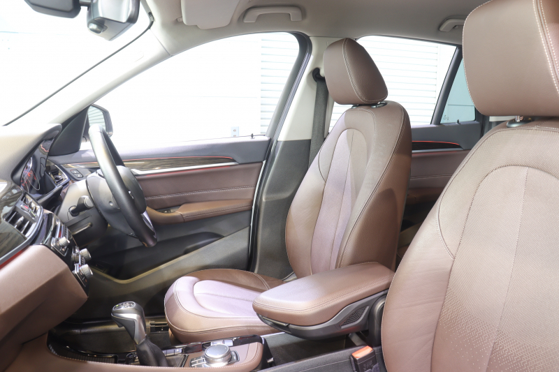 BMW X1 X1 xDrive 18d Xﾗｲﾝ　ﾄﾞﾗｲﾋﾞﾝｸﾞｱｼｽﾄﾌﾟﾗｽ ﾓｶﾚｻﾞｰ 純正ﾅﾋﾞ ﾍｯﾄﾞｱｯﾌﾟﾃﾞｨｽﾌﾟﾚｲ ｱｸﾃｨﾌﾞｸﾙｺﾝ LEDﾍｯﾄﾞﾗｲﾄ ｱﾝﾋﾞｴﾝﾄﾗｲﾄ 専用ｴｸｽﾃﾘｱ ｳｯﾄﾞｲﾝﾃﾘｱﾄﾘﾑ OP19ｲﾝﾁAW 有償色　2年保証