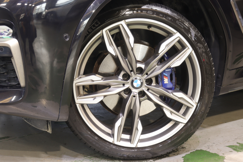 BMW X3 M40d ｾﾚｸﾄ&ﾊｲﾗｲﾝP　1ｵｰﾅｰ ﾄﾞﾗｲﾋﾞﾝｸﾞｱｼｽﾄﾌﾟﾗｽ ACC ｴｸｽﾃﾝﾄﾞﾚｻﾞｰﾒﾘﾉ(赤/黒) ﾊﾟﾉﾗﾏｻﾝﾙｰﾌ 第6世代iDriveﾅﾋﾞ harman/kardon ﾍｯﾄﾞｱｯﾌﾟﾃﾞｨｽﾌﾟﾚｲ ｱﾀﾞﾌﾟﾃｨﾌﾞLED ｱﾝﾋﾞｴﾝﾄﾗｲﾄ 専用ｴｸｽﾃﾘｱ&21ｲﾝﾁﾀﾞﾌﾞﾙｽﾎﾟｰｸAW　2年保証