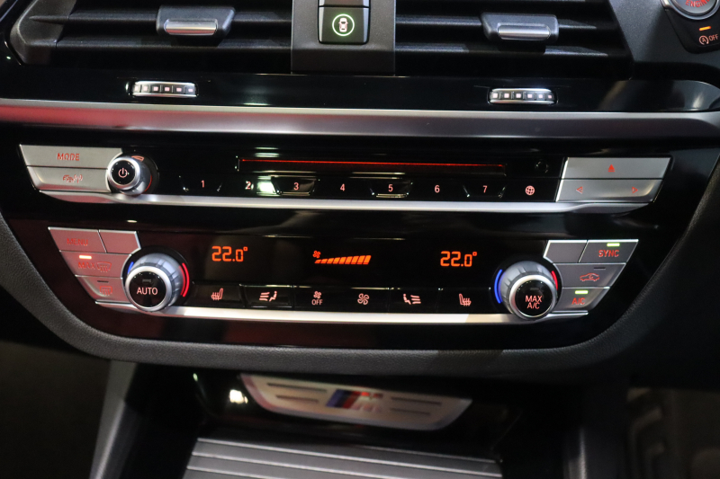 BMW X3 M40d ｾﾚｸﾄ&ﾊｲﾗｲﾝP　1ｵｰﾅｰ ﾄﾞﾗｲﾋﾞﾝｸﾞｱｼｽﾄﾌﾟﾗｽ ACC ｴｸｽﾃﾝﾄﾞﾚｻﾞｰﾒﾘﾉ(赤/黒) ﾊﾟﾉﾗﾏｻﾝﾙｰﾌ 第6世代iDriveﾅﾋﾞ harman/kardon ﾍｯﾄﾞｱｯﾌﾟﾃﾞｨｽﾌﾟﾚｲ ｱﾀﾞﾌﾟﾃｨﾌﾞLED ｱﾝﾋﾞｴﾝﾄﾗｲﾄ 専用ｴｸｽﾃﾘｱ&21ｲﾝﾁﾀﾞﾌﾞﾙｽﾎﾟｰｸAW　2年保証