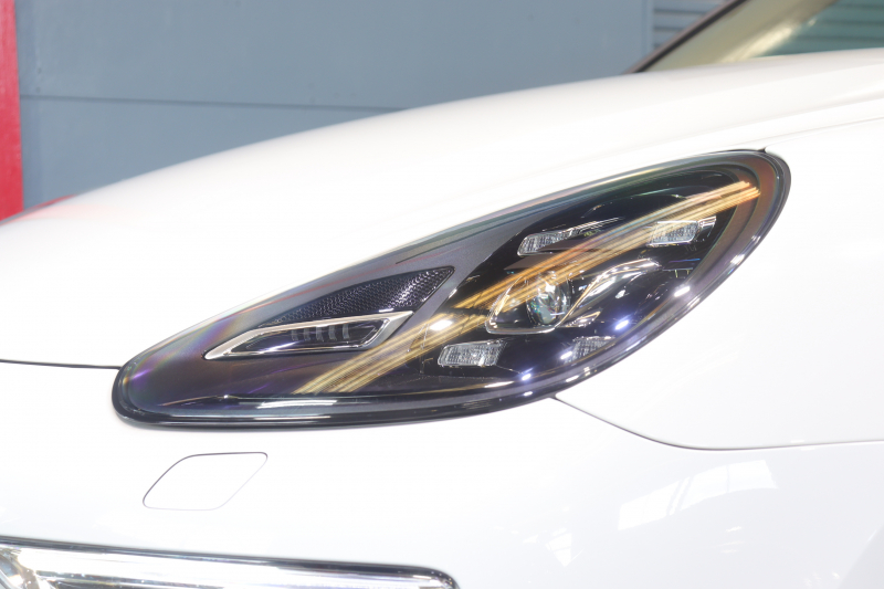 ポルシェ カイエン ﾌﾟﾗﾁﾅｴﾃﾞｨｼｮﾝ　特別仕様車 後期ﾓﾃﾞﾙ ｱﾙｶﾝﾀｰﾗｺﾝﾋﾞｼｰﾄ(ﾍﾞｰｼﾞｭ) ﾊﾟﾉﾗﾏｻﾝﾙｰﾌ ｱﾝﾄﾞﾛｲﾄﾞﾅﾋﾞ BOSEｻｳﾝﾄﾞ CarPlay PDLS付LEDﾍｯﾄﾞﾗｲﾄ ﾊｲｸﾞﾛｽﾌﾞﾗｯｸｲﾝﾃﾘｱ 21ｲﾝﾁ911ﾀｰﾎﾞｱﾙﾐ　2年保証